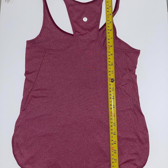 3 Lululemon tanks in XS (Size 4) in excellent condition - Picture 3 of 16
